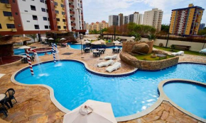 Apto 3 Quartos no Golden Dolphin
